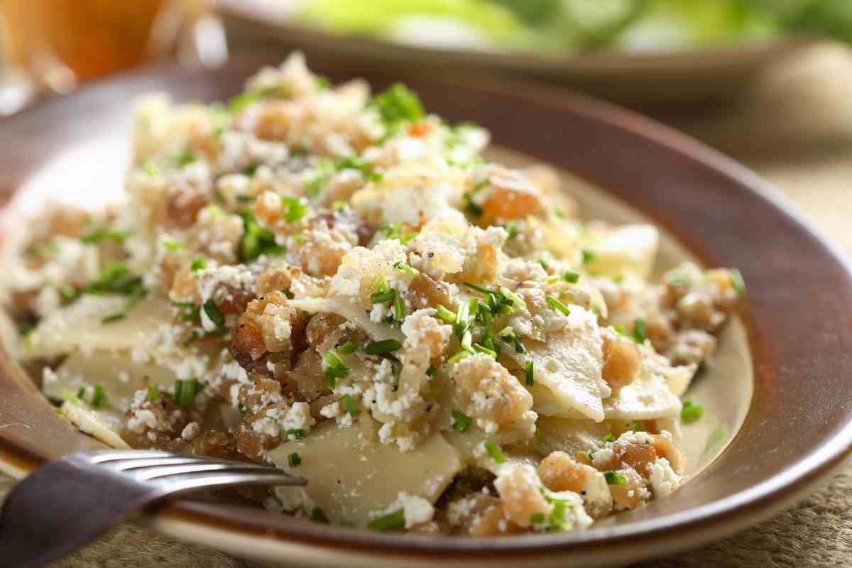 Pasta ricotta e noci, la faccio sempre quando ho solo 5 minuti per cucinare e tutti si leccano i baffi