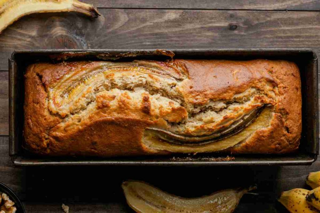 Banana bread light in uno stampo da plumcake