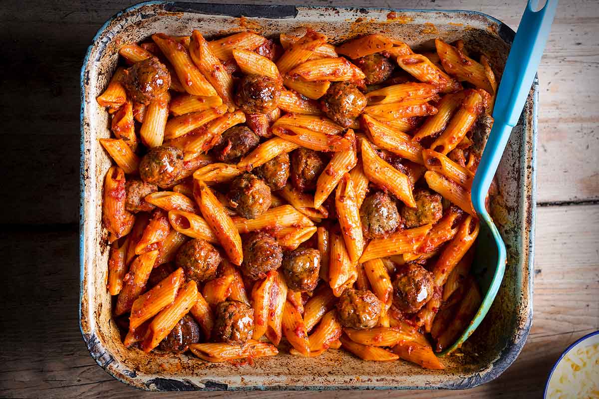 Pasta Al Forno: Ricetta Semplice, Veloce E Saporita | Buttalapasta