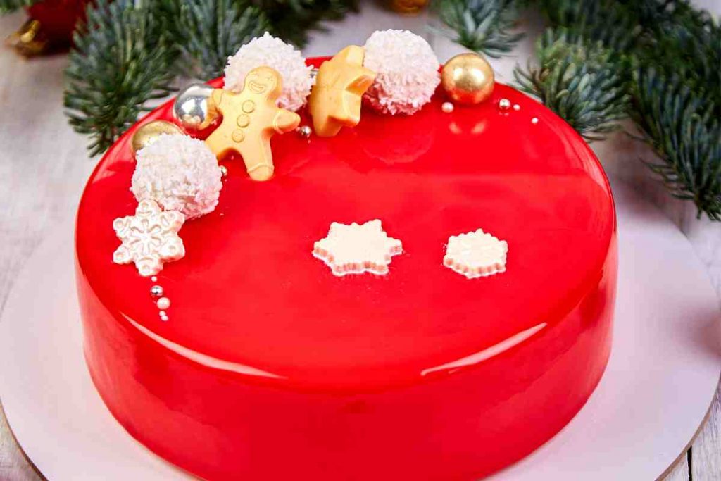 Torta di Natale con glassa a specchio 