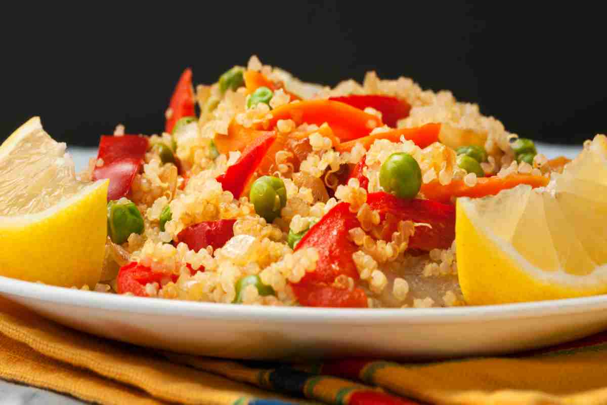 menu dietetico, insalata di quinoa