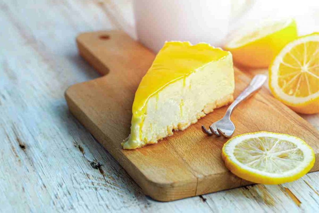 Cheesecake al limone cremosa 