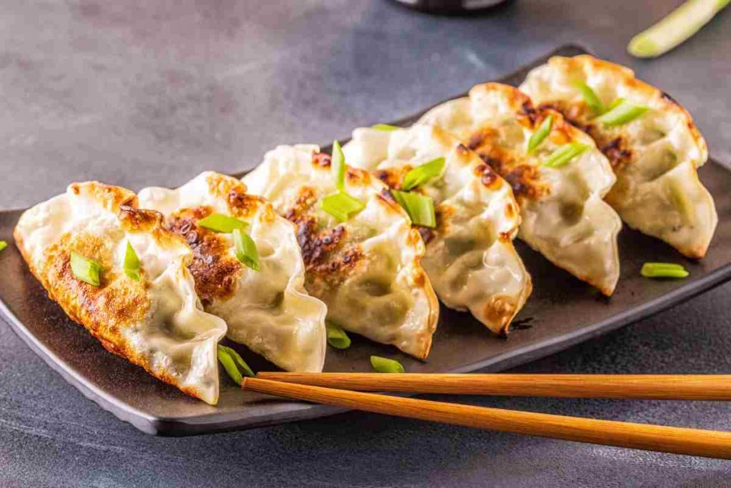 Jiaozi cinesi di carne