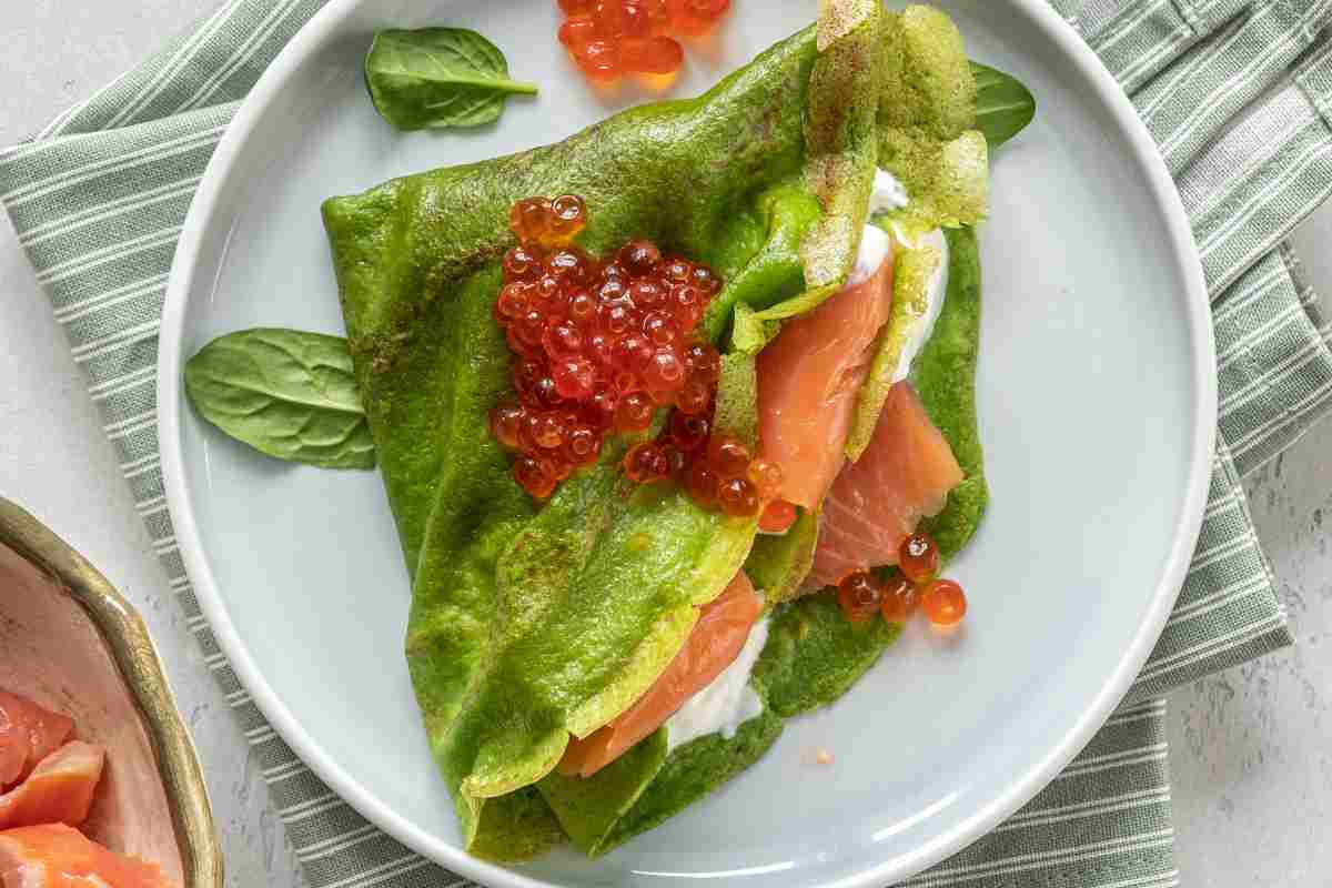 Crespelle spinaci e salmone per la ricetta del giorno