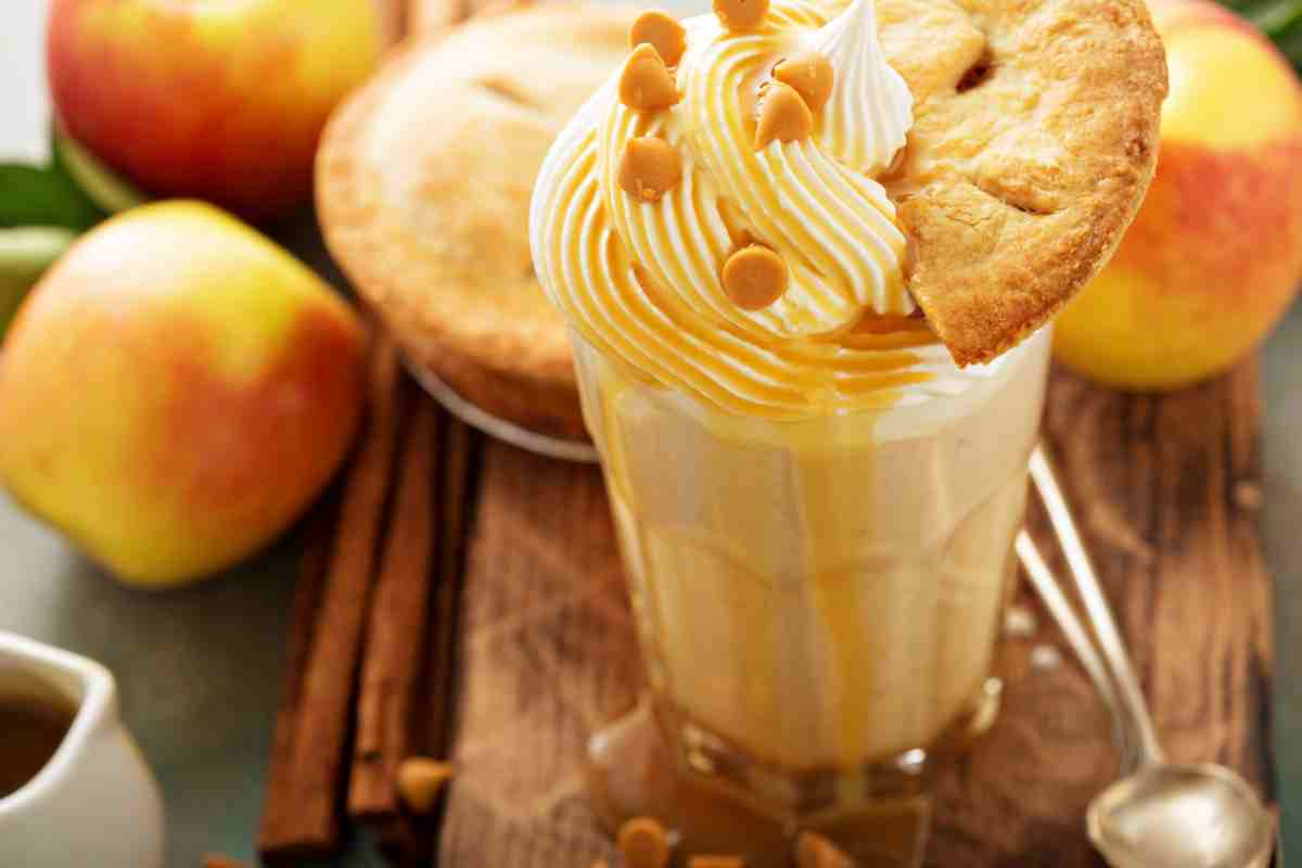 Frappè di mela e caramello ricetta