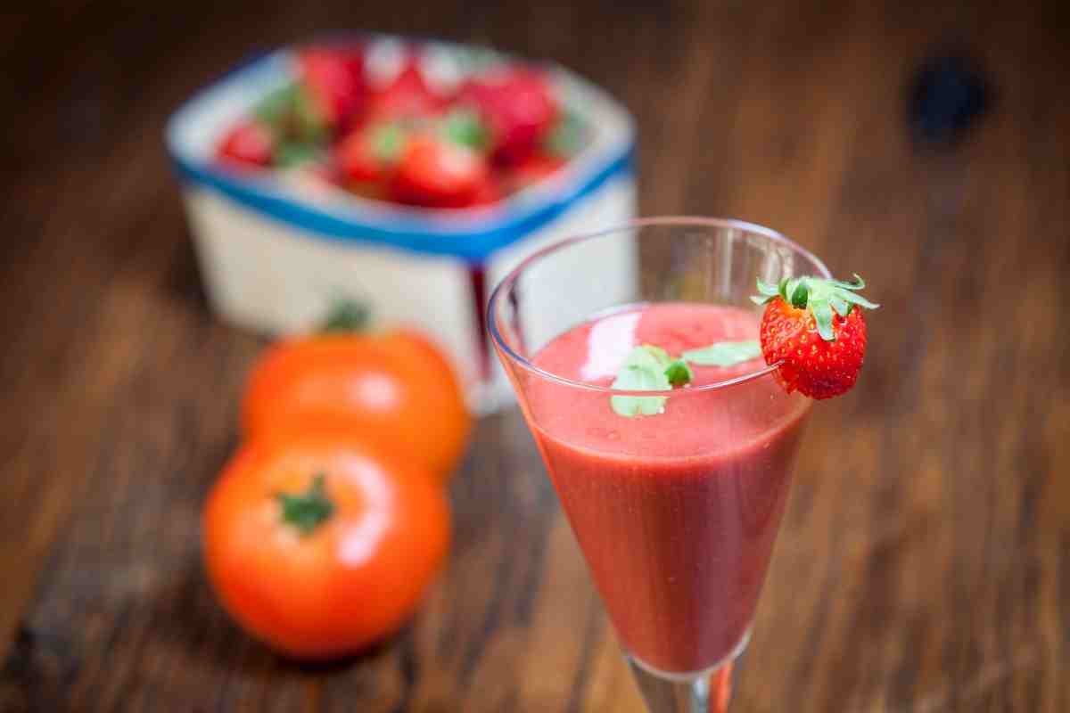 Gazpacho frutta verdure e yogurt ricetta