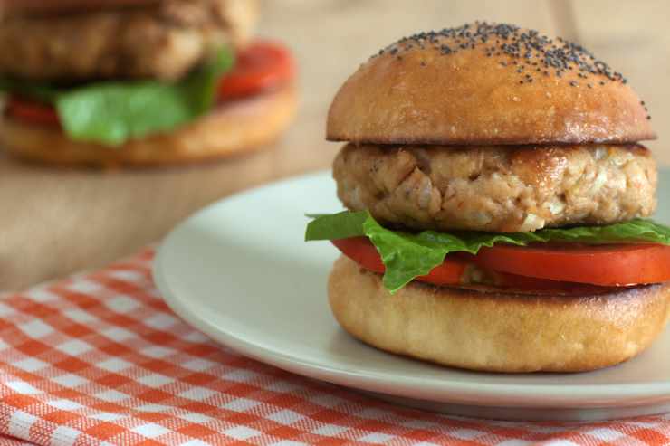 Burger di tonno con patate ricetta