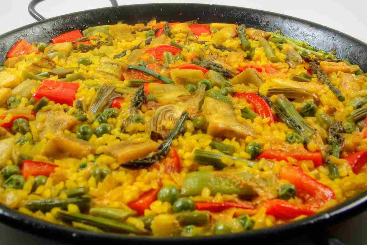 Paella vegetariana per la ricetta del giorno