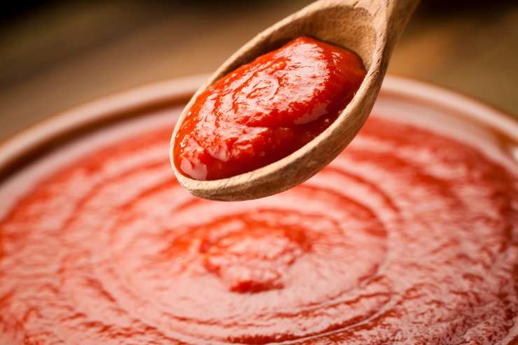 preparare la salsa di pomodoro