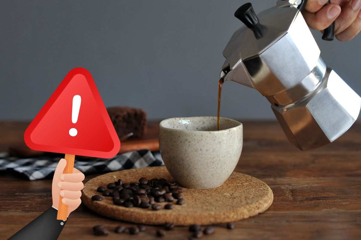 Lo facciamo tutti questo errore col caffè, ma può provocare danni: smetti subito