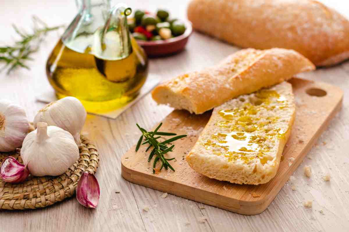 Olio all'aglio ricetta