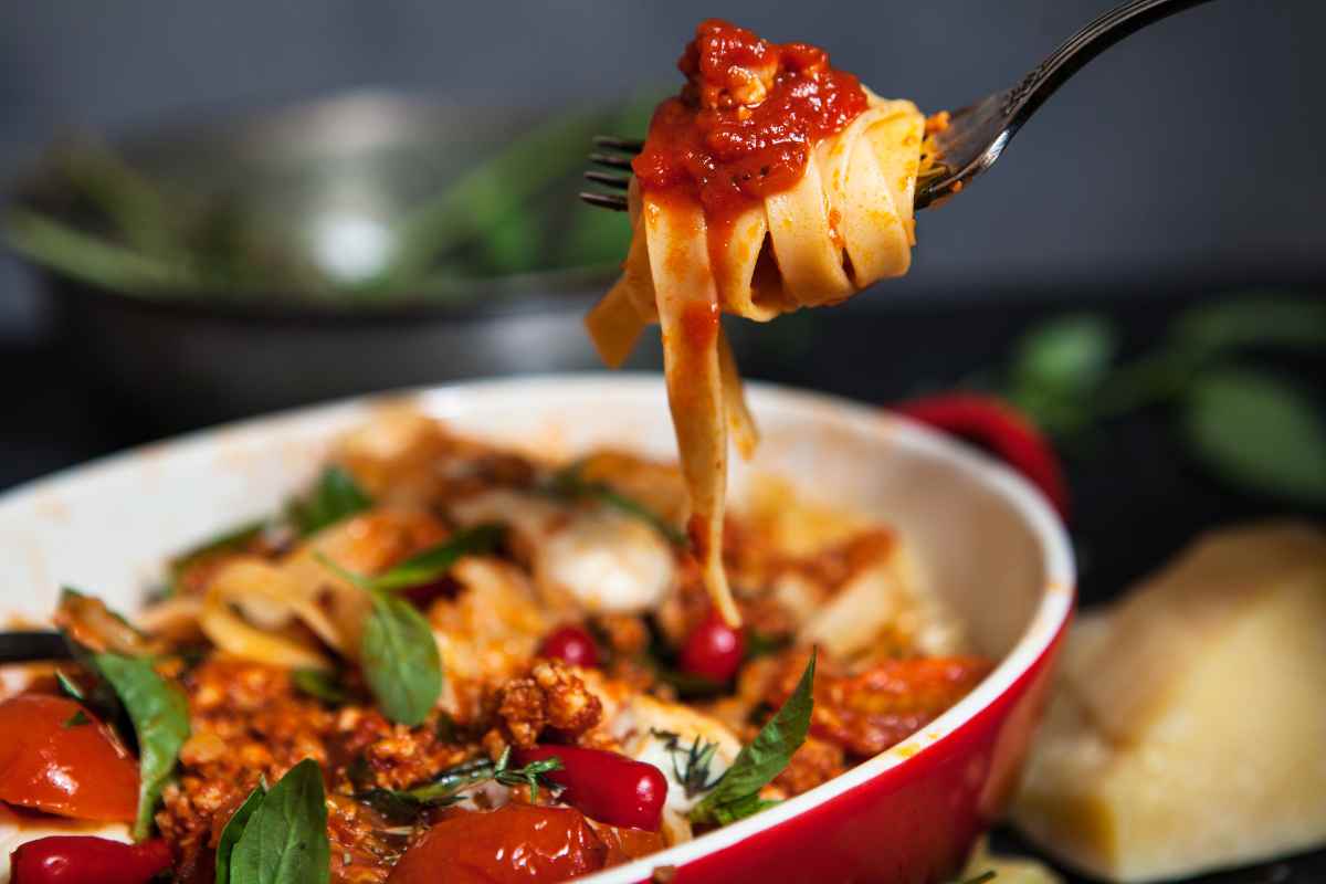 Spaghettoni alla contadina come si preparano