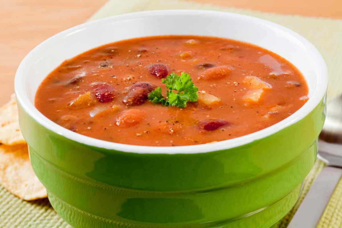 Zuppa di fagioli estiva ricetta