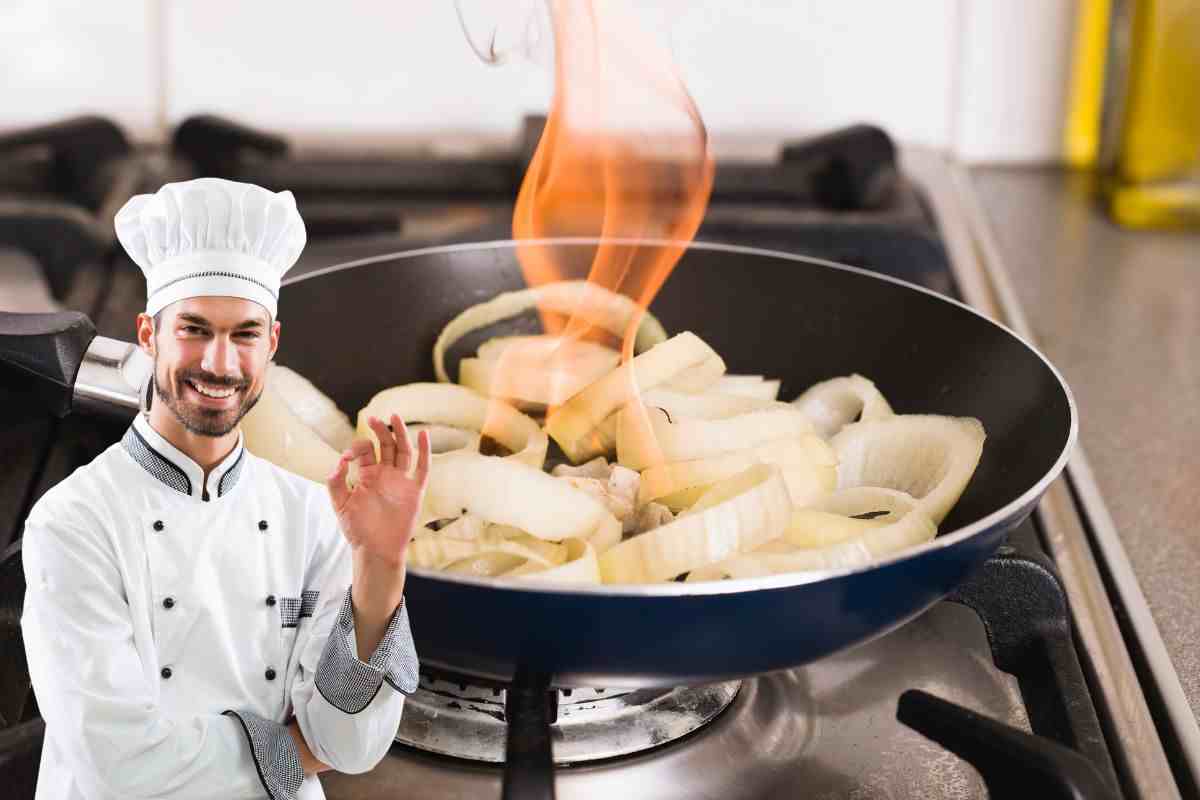 Padella in fiamme, non compiere questa azione sbagliatissima: può costarti cara