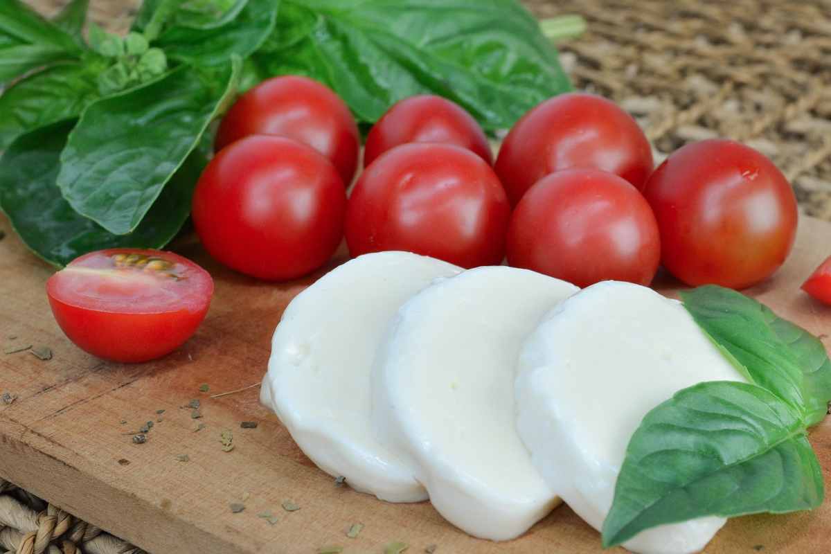 Credevi che la mozzarella fosse adatta alla dieta? Ti sbagli: solo questo è il formaggio più light del mondo