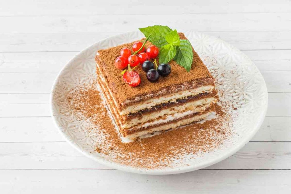 torte natalizie Tiramisù al panettone dolce di Natale