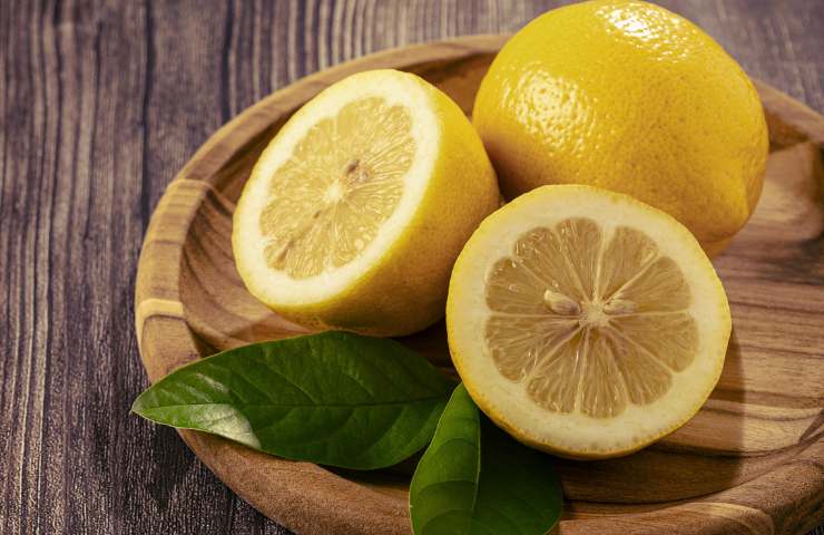 A cosa serve bollire i limoni prima di consumarli