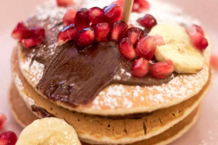 Pancake con Nutella vegana visto da vicino