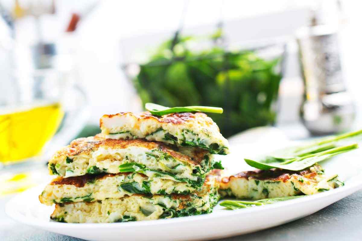 ricetta frittata pasta al pesto