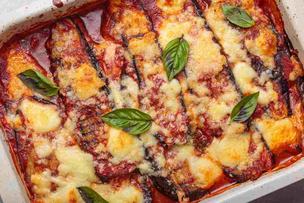 ricetta melanzane ripiene al sugo