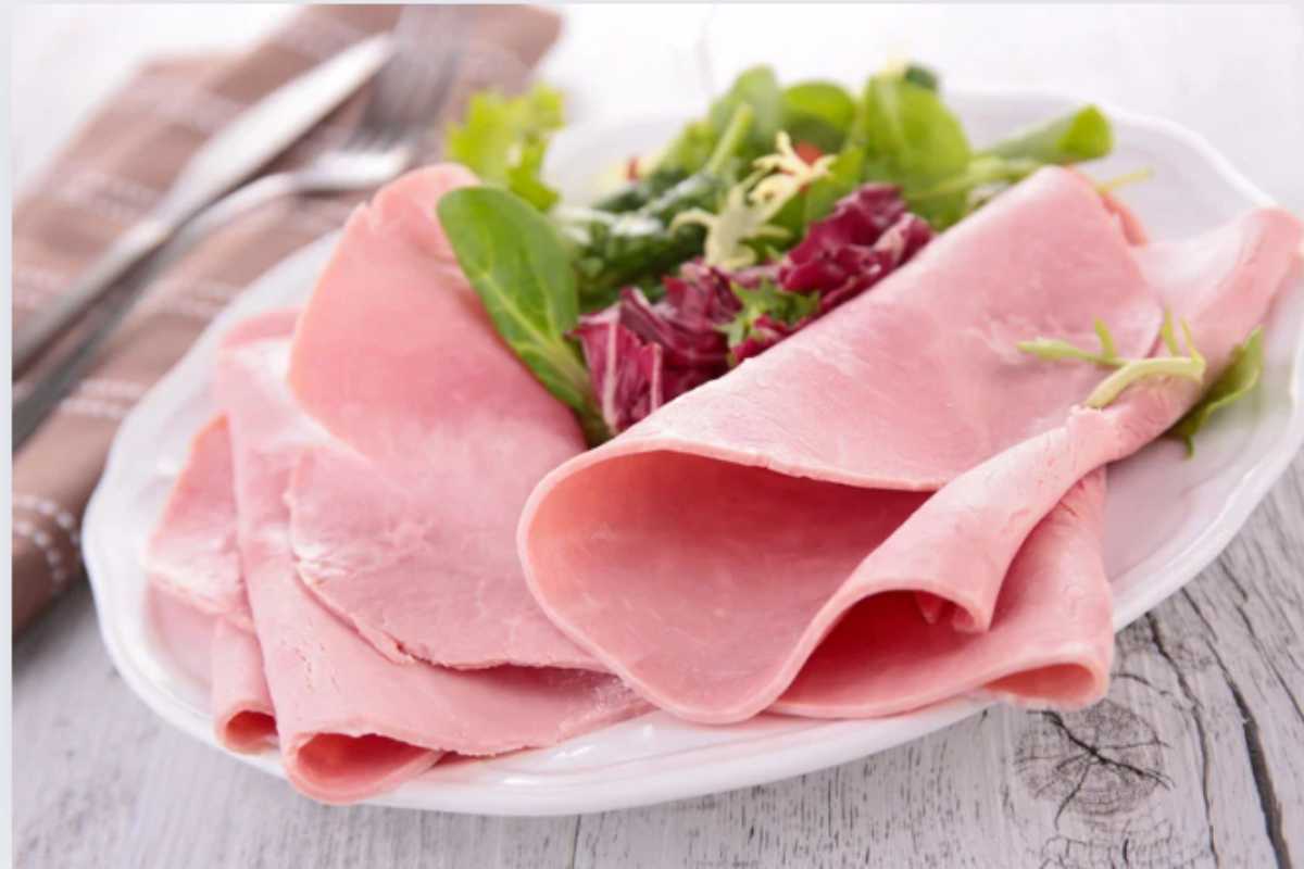 controllare prima fetta prosciutto cotto