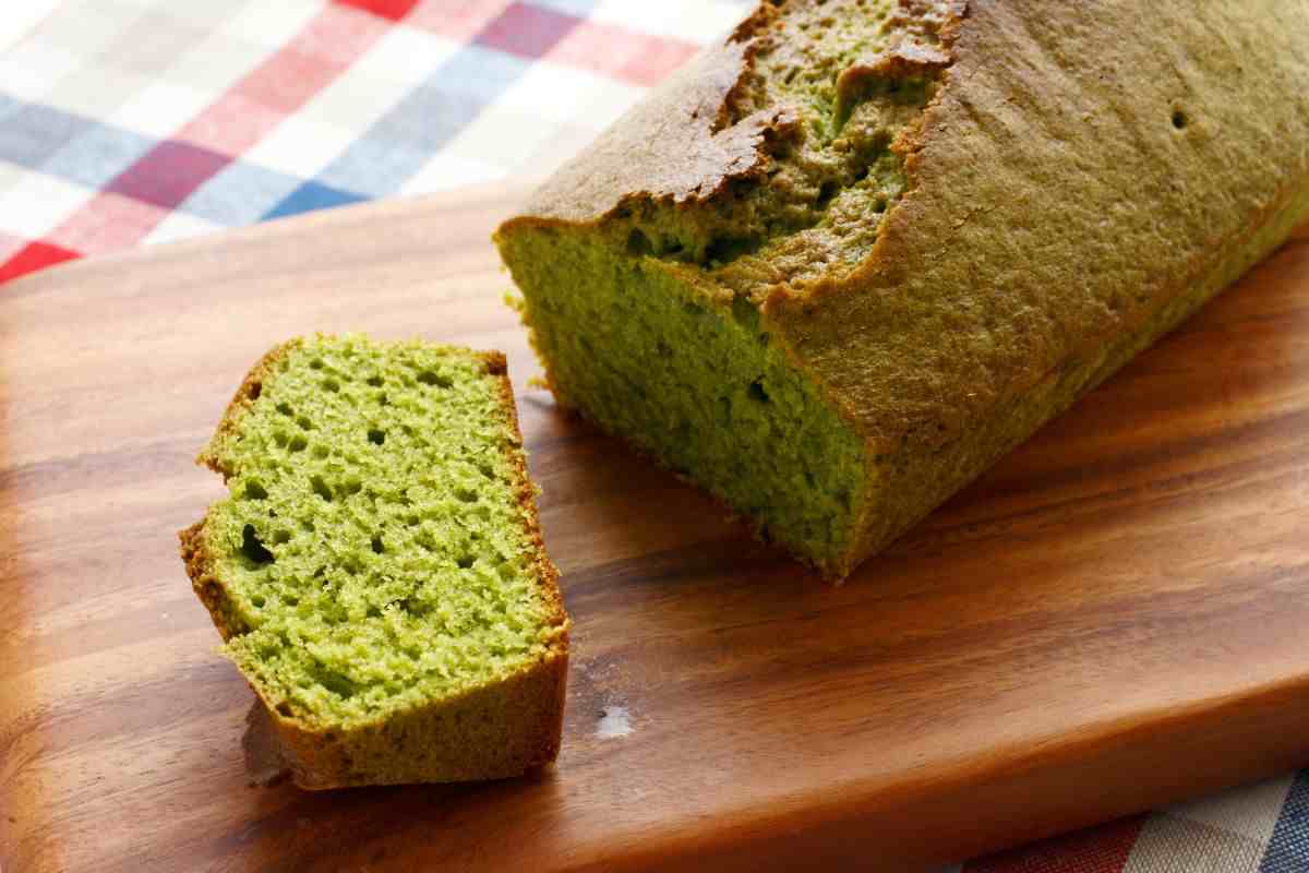 Questo plumcake salato agli spinaci ha conquistato i miei amici: l’ho fatto per l’aperitivo ed è eccezionale