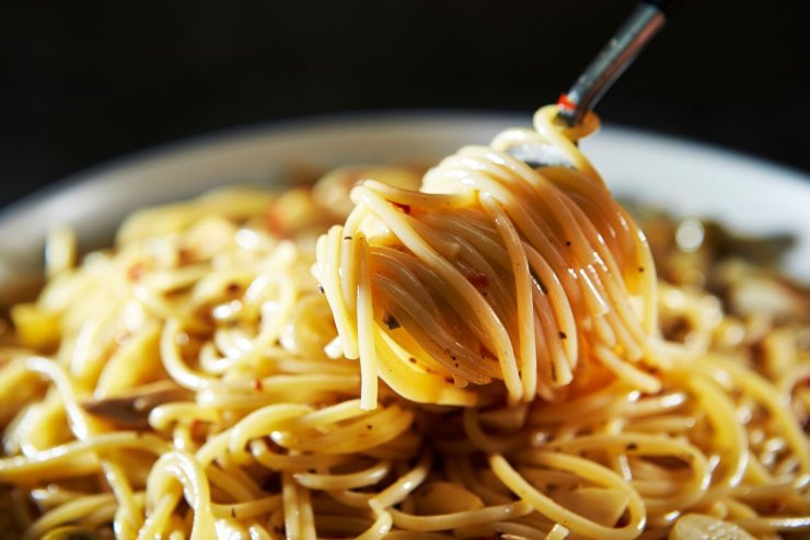 spaghetti aglio olio ricetta