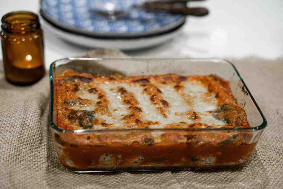 Ho trasformato la solita lasagna in qualcosa di diverso: il sapore è identico, ma l’effetto è spettacolare