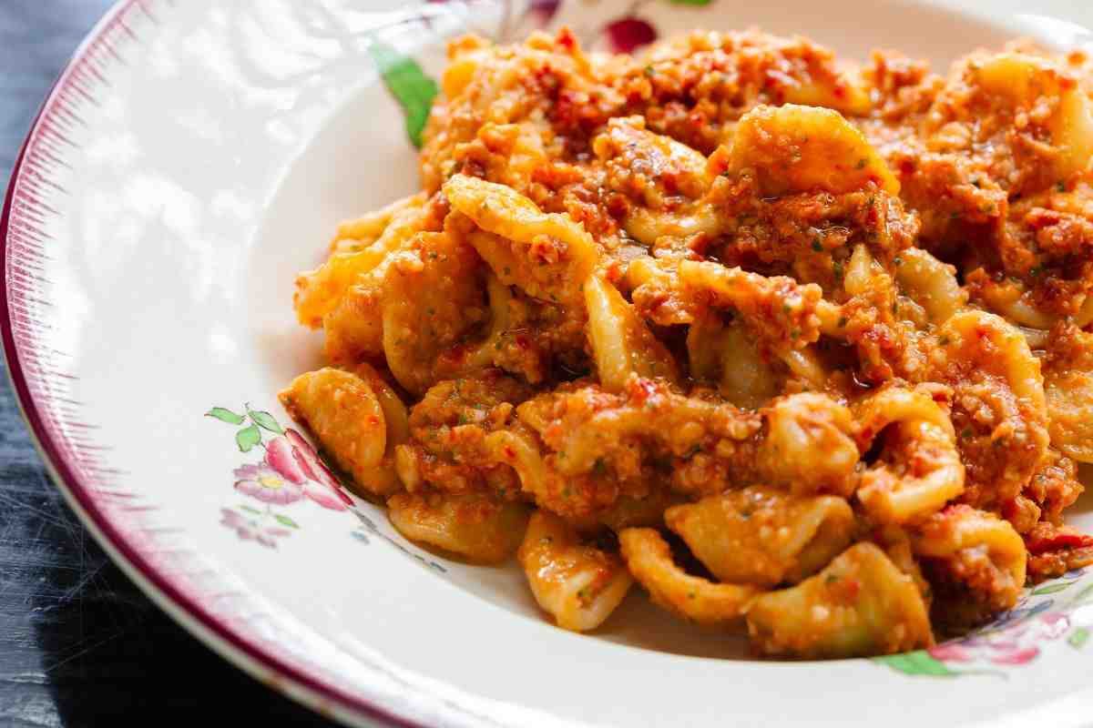 ricetta tortellini ragù vegetariano