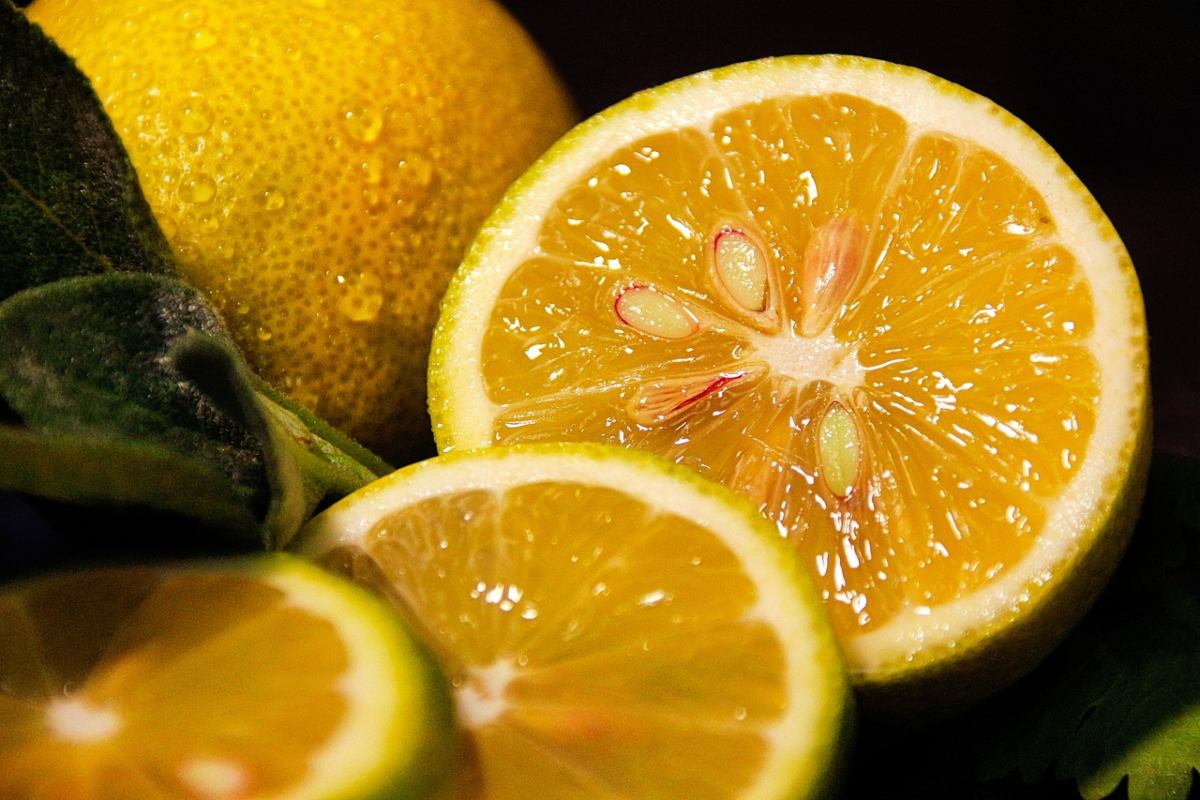 Limoni profumati per dolci