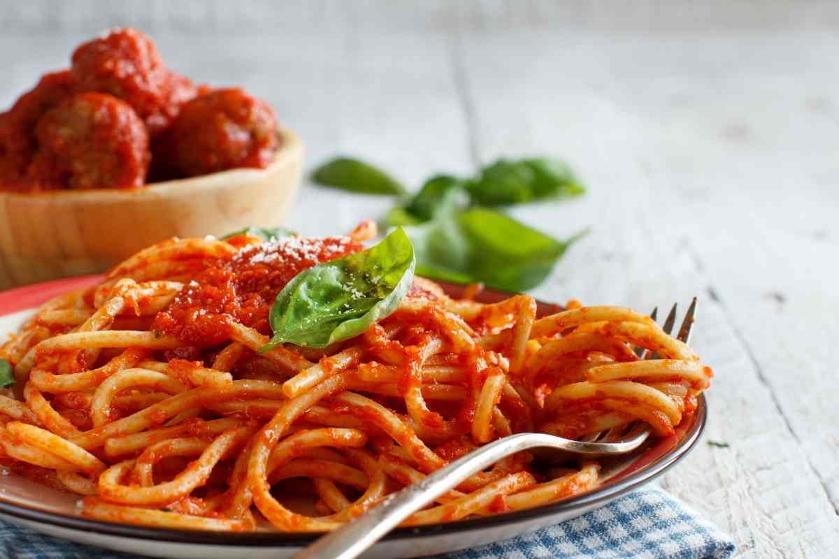 Come rendere la pasta al pomodoro gourmet