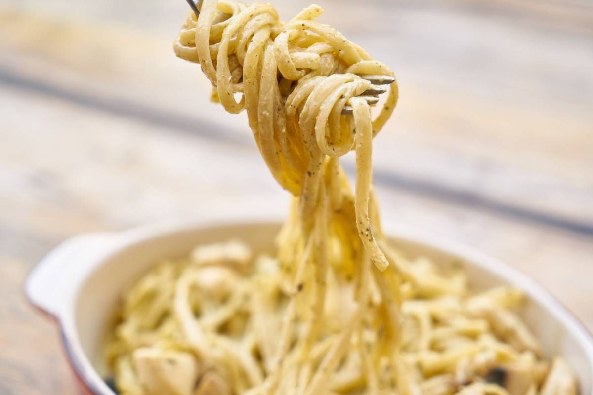 La ricetta della pasta con le patate napoletana