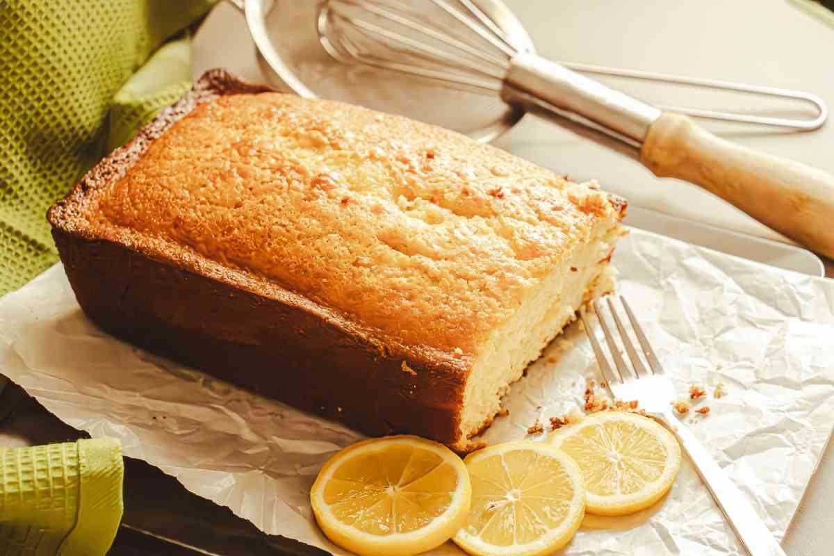 Plum cake al limone