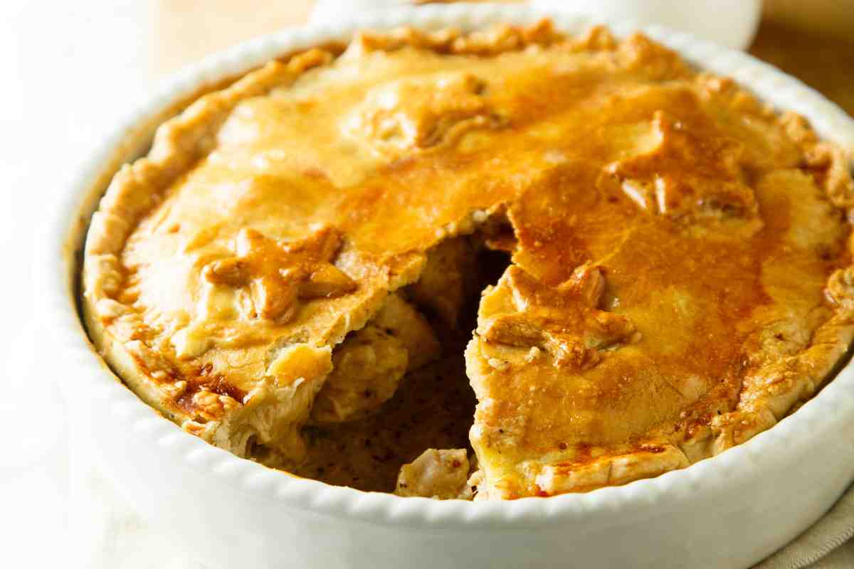 Timballo del Gattopardo in una pirofila tonda