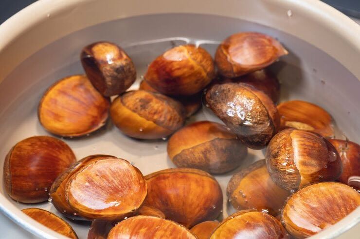 Castagne in acqua 