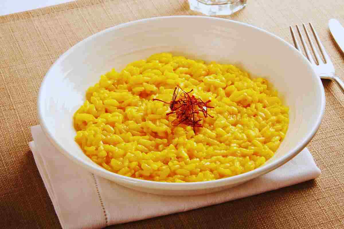 l'ingrediente che non può mancare nel risotto alla milanese