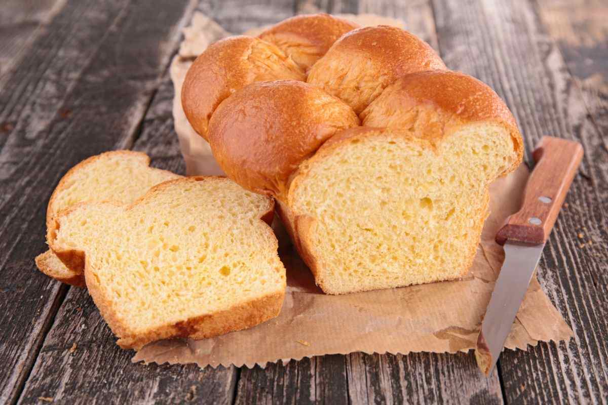 pan brioche tagliato