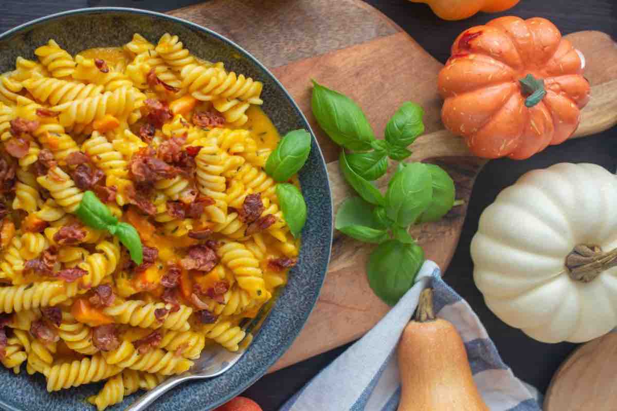 È questa la pasta perfetta per l’autunno: si prepara in poco tempo ed è cremosissima