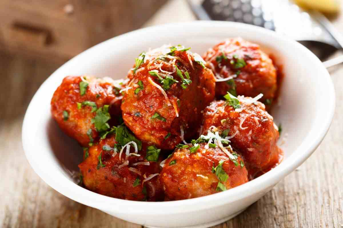 ricetta polpette ricotta al sugo