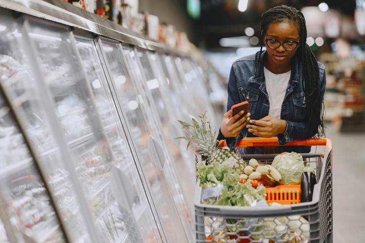 trucchi dei supermercati per farci spendere di più