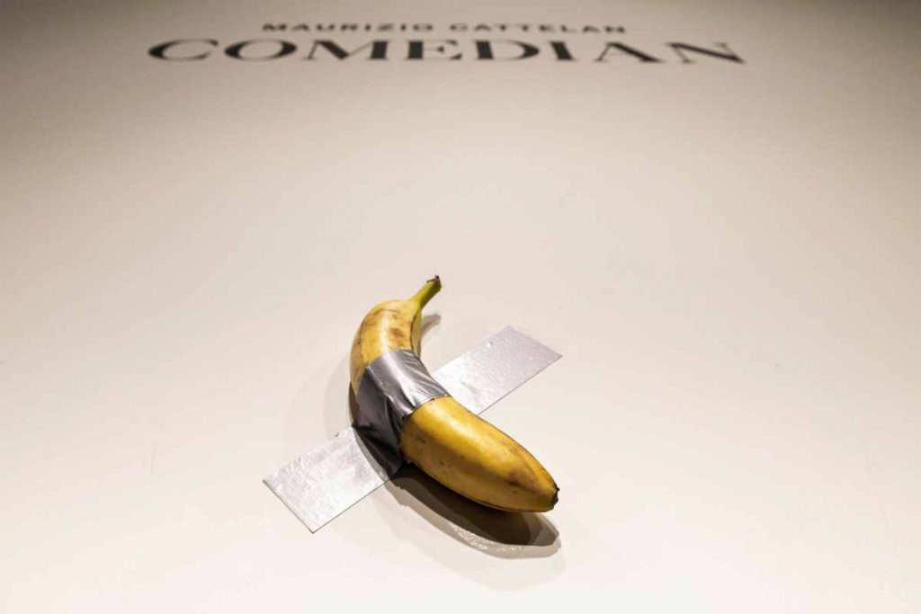 Comedian, la banana di Maurizio Cattelan 