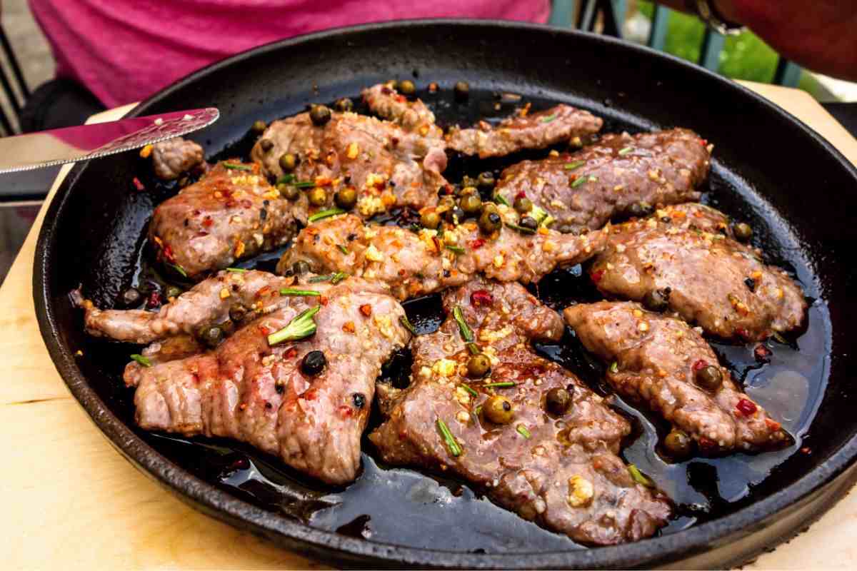 teglia con filetto di maiale al pepe verde