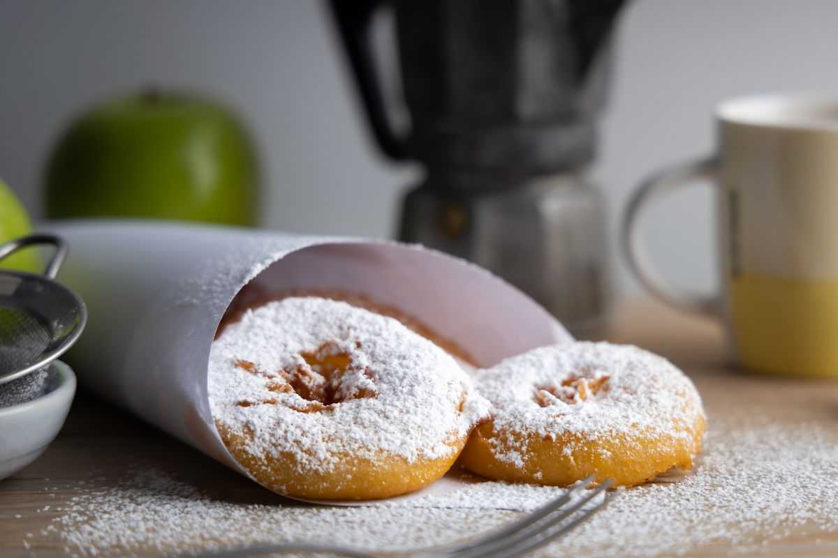 frittelle con zucchero