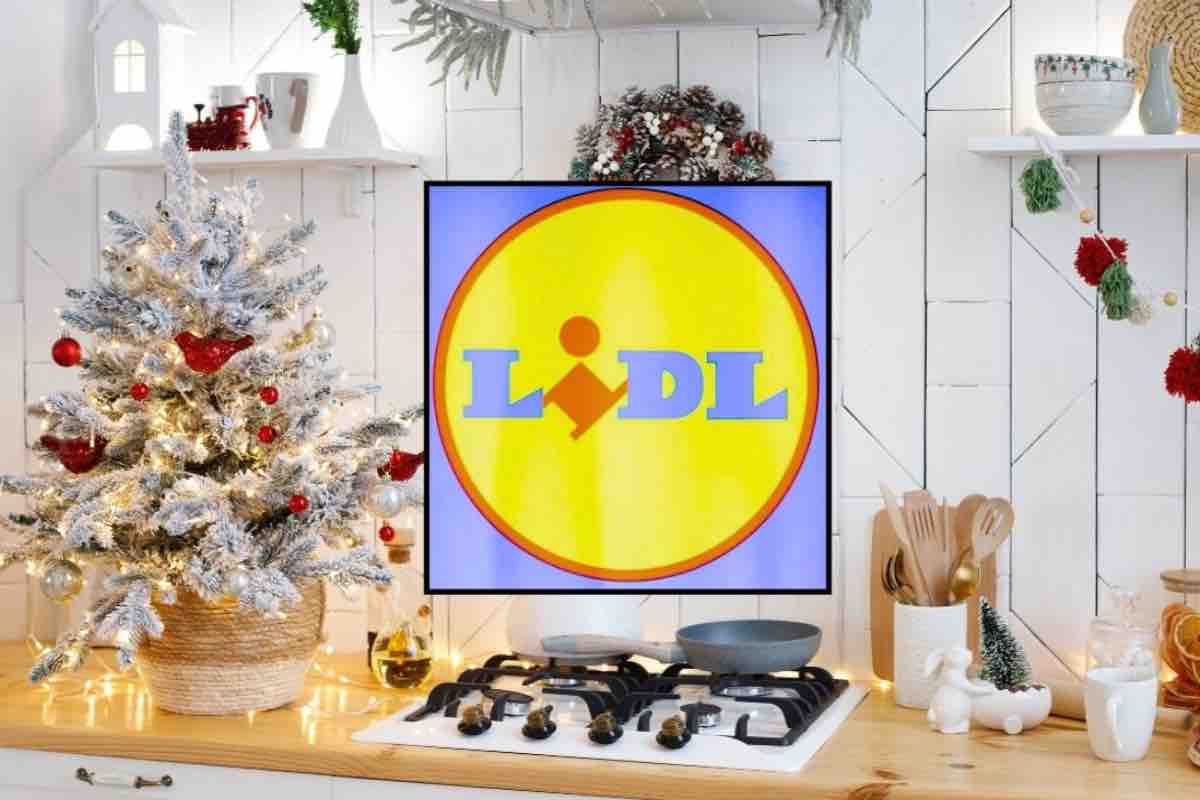 Logo LIDL cucina addobbata a Natale