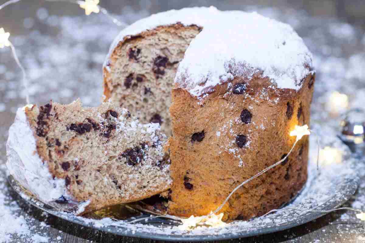 panettone con zucchero al velo