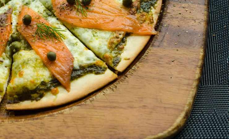 Pizza salmone dettaglio 