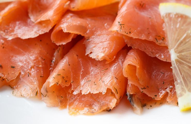 Fette di salmone affumicato