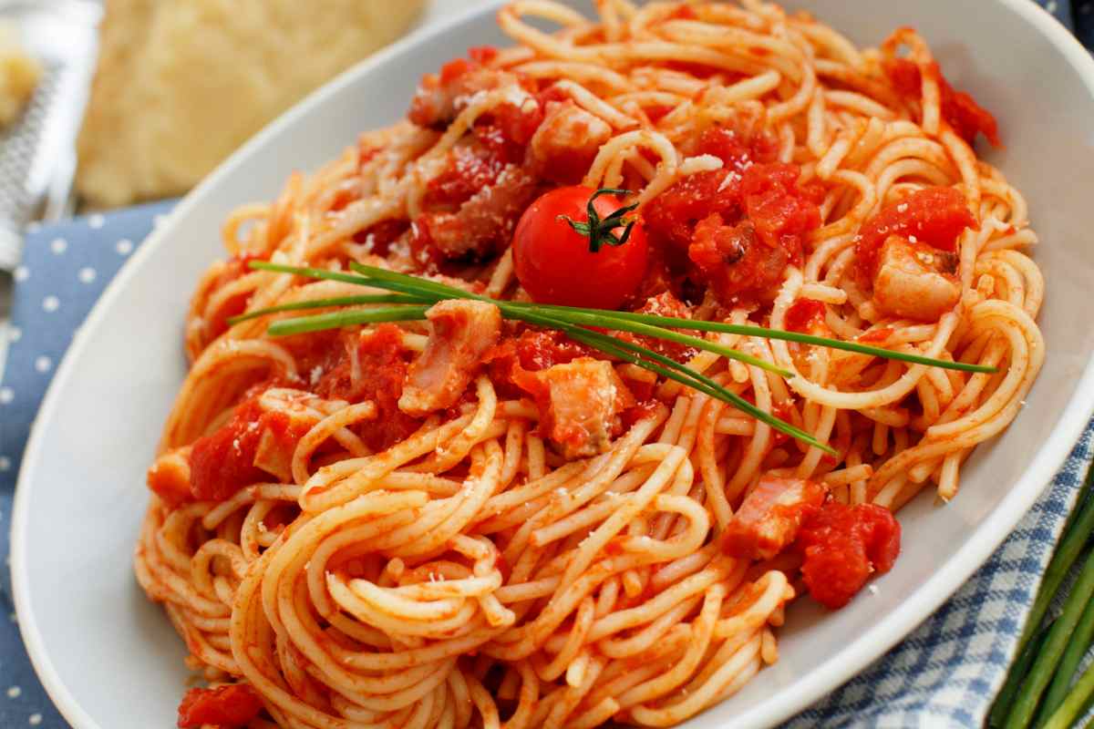 Con questi spaghetti sciuè sciuè ho risolto il pranzo di San Silvestro: pochi ingredienti, ma sugosi e saporiti