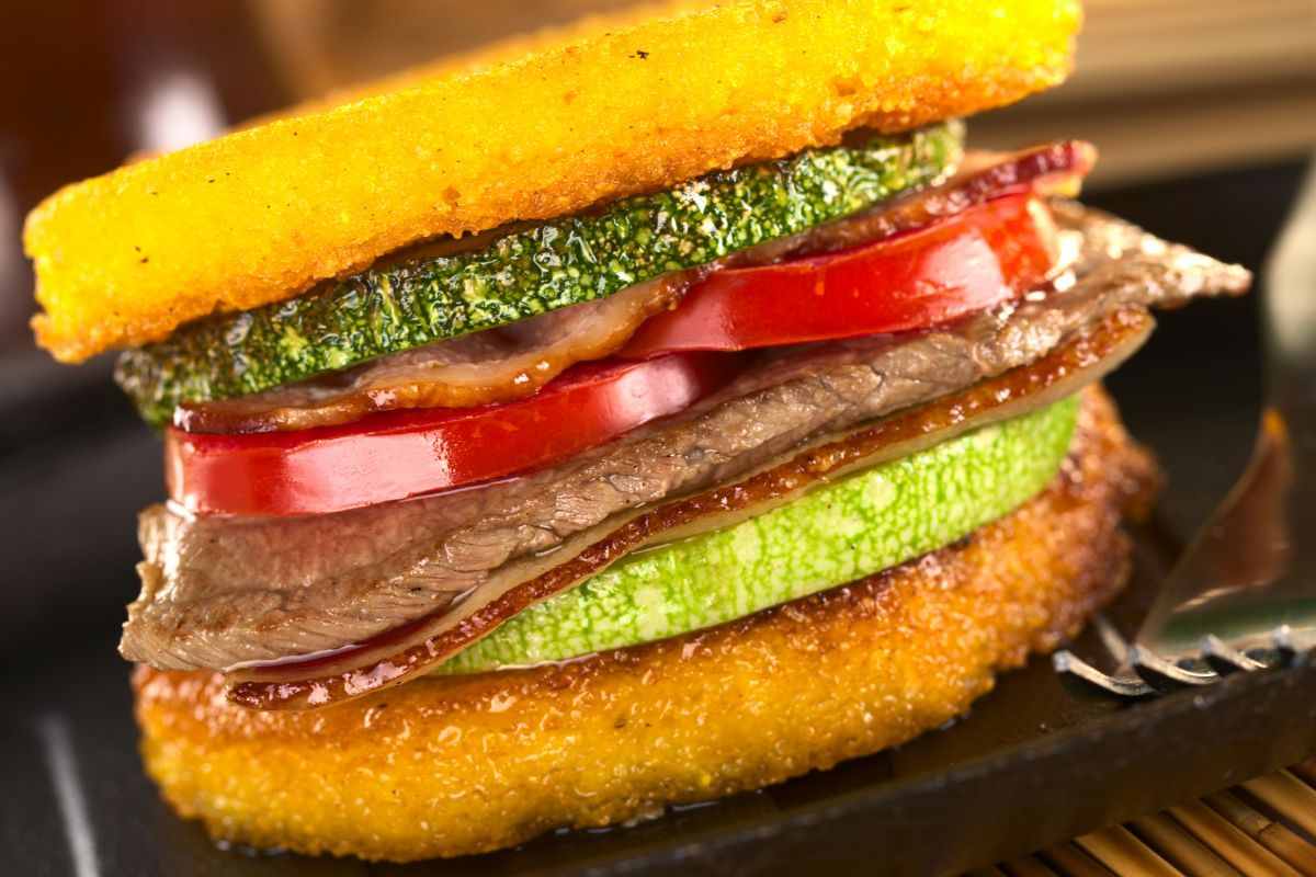 Il panino perfetto per chi è celiaco, il polenta burger piacerà a tutti