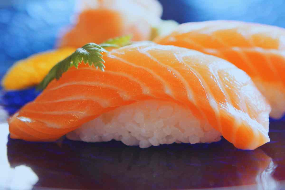 Sushi Nigiri al salmone